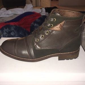 Men’s brand new Steve Madden Boots